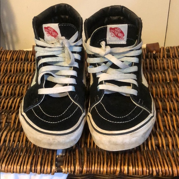 black vans size 5
